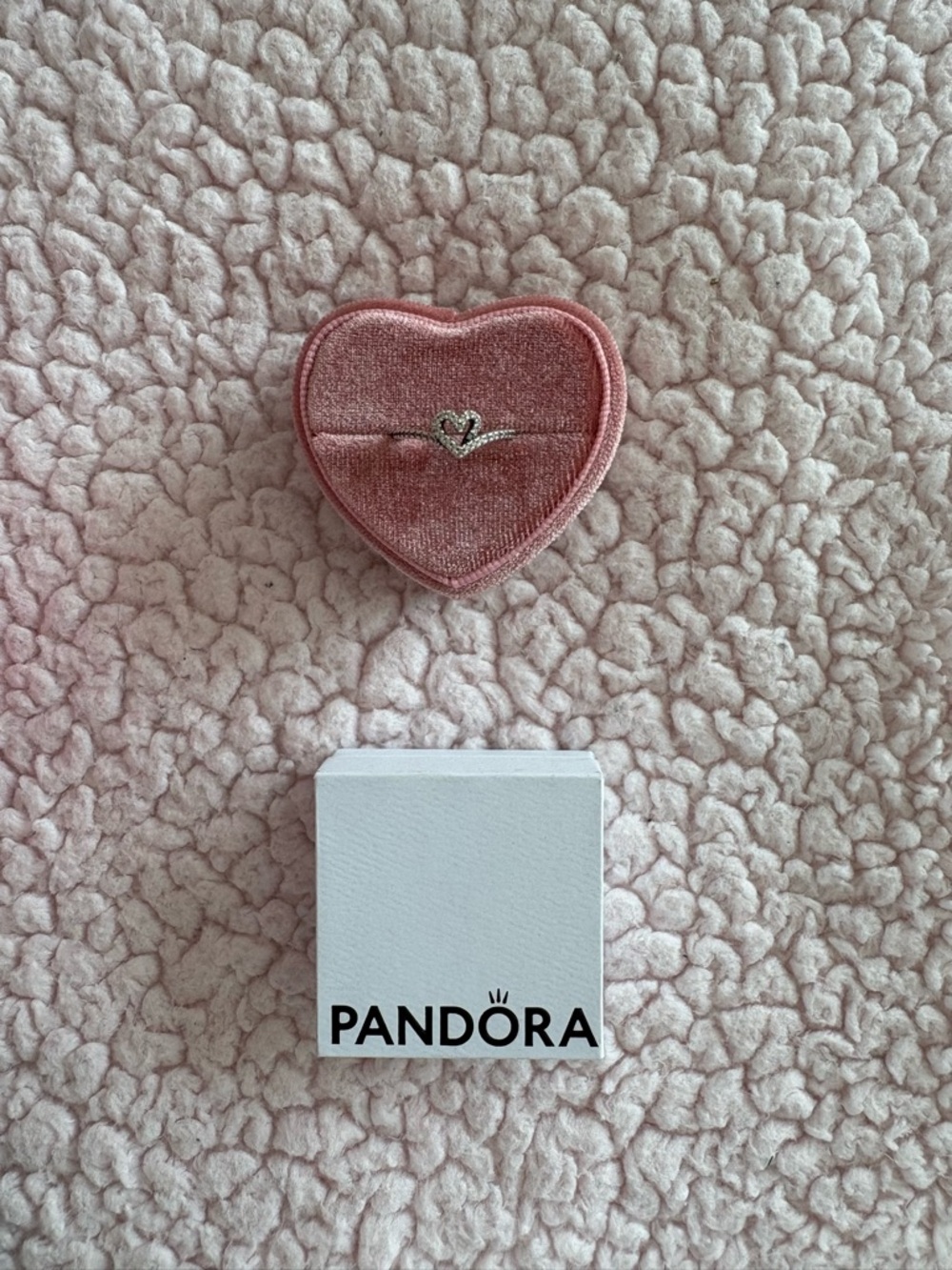 Pandora Heart Ring in Original & Pink Velvet Box